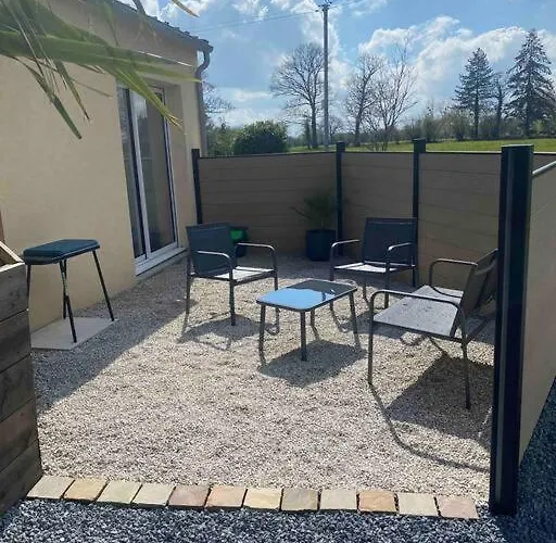 Дом отдыха Escapade Normande Avec Son Sauna Prive